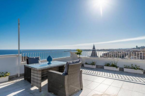 Luxury Penthouse Sea View with terrace, Giardini Naxos